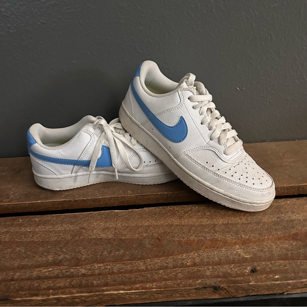 Nike White and blue Athletic Shoes